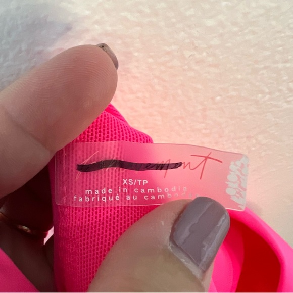 NWOT Free People Movement Righteous Runsie Romper Cutout Athletic Size XS - Picture 14 of 15